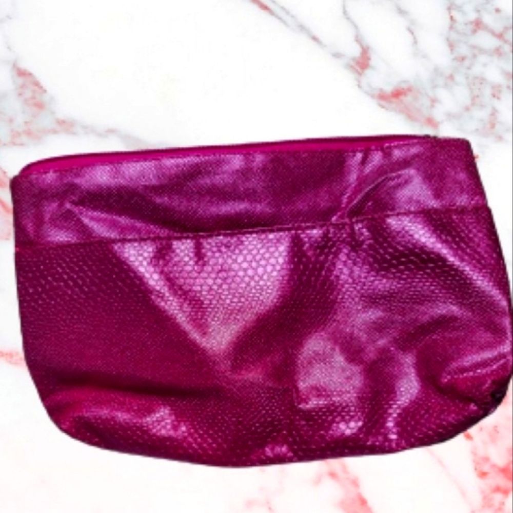 🐰Pink snakeskin pet accessory pouch